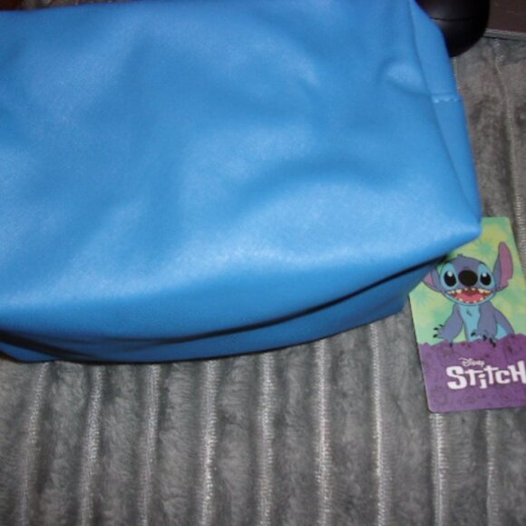 Disney Lilo & Stitch Stitch Face Cosmetic Bag With 3D Ears New - Picture 3 of 3